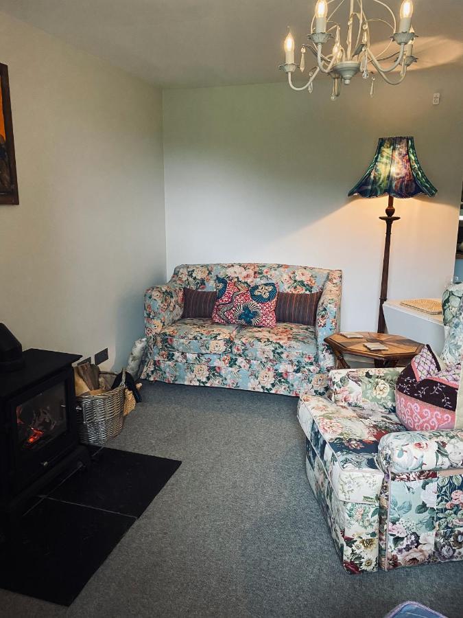 Quirky Highland With Stunning Views Holiday home Fearn Lodge
